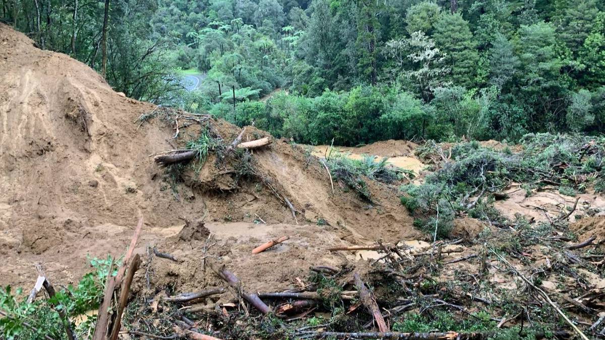 Ministers, road bosses invited to see SH1 devastation for themselves