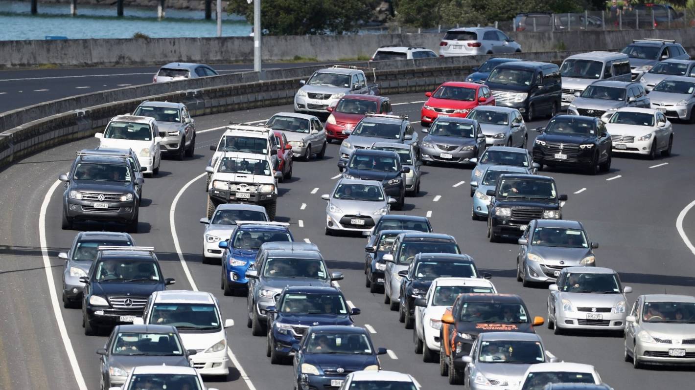 Auckland traffic: Delays after crash blocked two lanes on Harbour Bridge