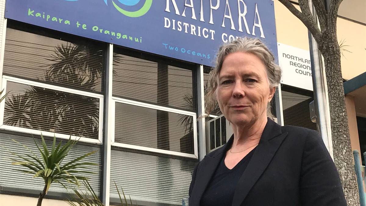 Kaipara councillor del la Varis-Woodcock apologises after code of conduct breach