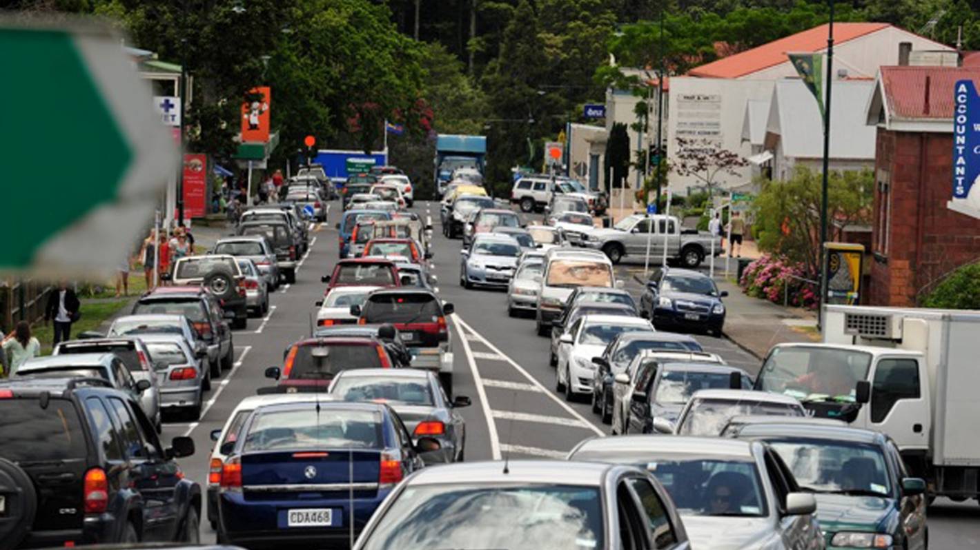 Labour Weekend traffic: Road, rail and ferry disruptions in Auckland and Northland