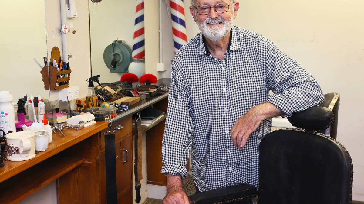 Whangārei barber retires after over half a century
