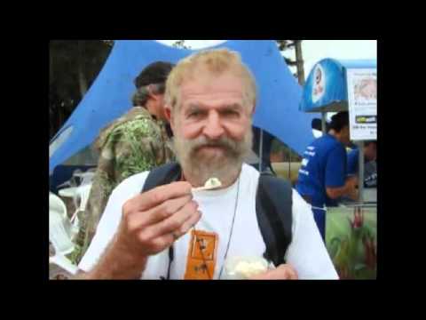 A man eating larvae ice cream at the Northland Field Days – Dargaville and District News