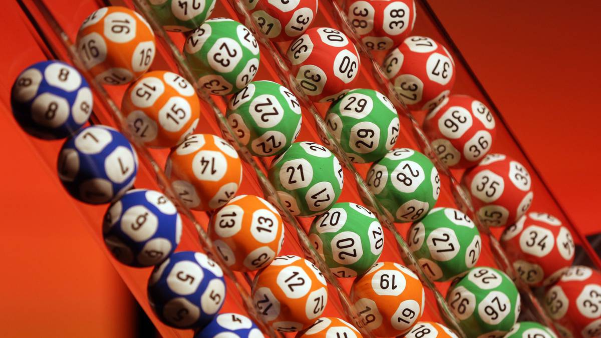 Retired Northland couple on their $500k Lotto First Division win