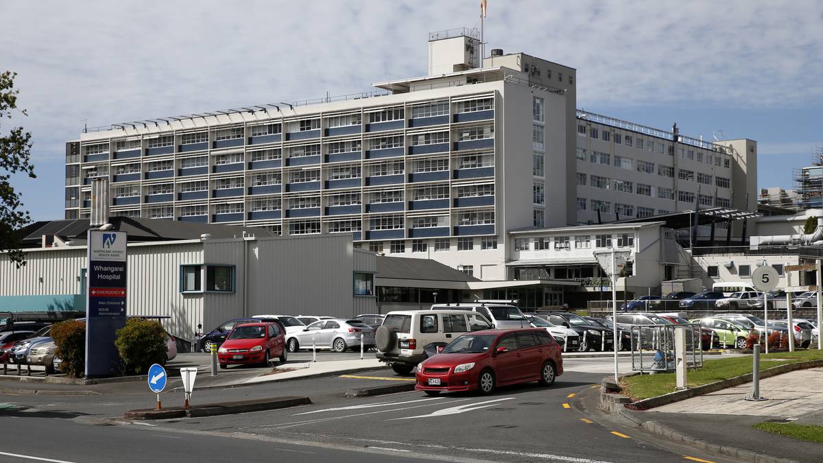 Whangārei Hospital Covid protocols questioned after Covid-positive man in room with Covid-negative patient