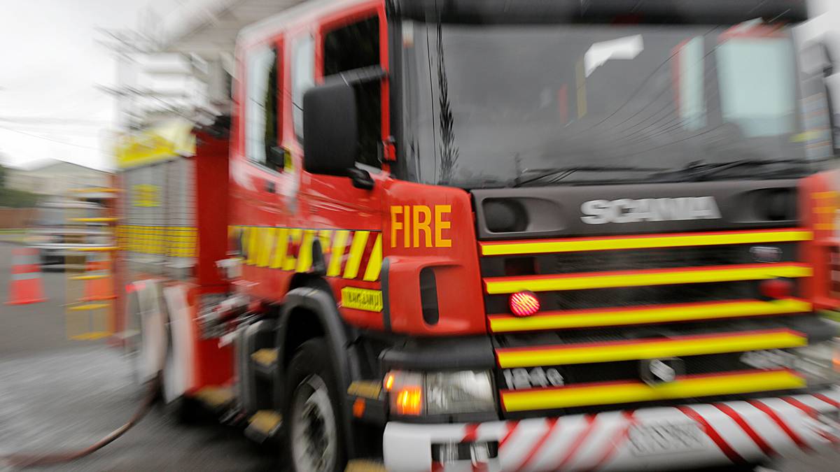 Northland mum and three kids suffer burns as homestead razed by fire, sparking smoke alarm warning