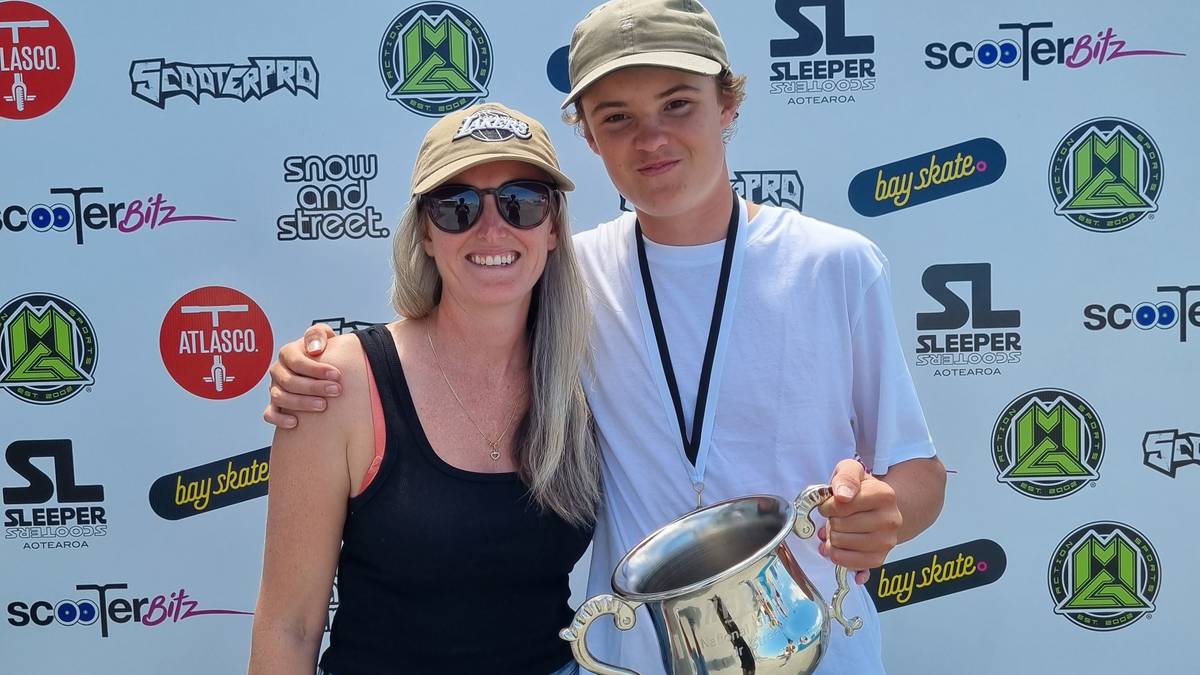 Northland news in brief: Kerikeri teen sccots way to third at world champs; armed police in Kensington