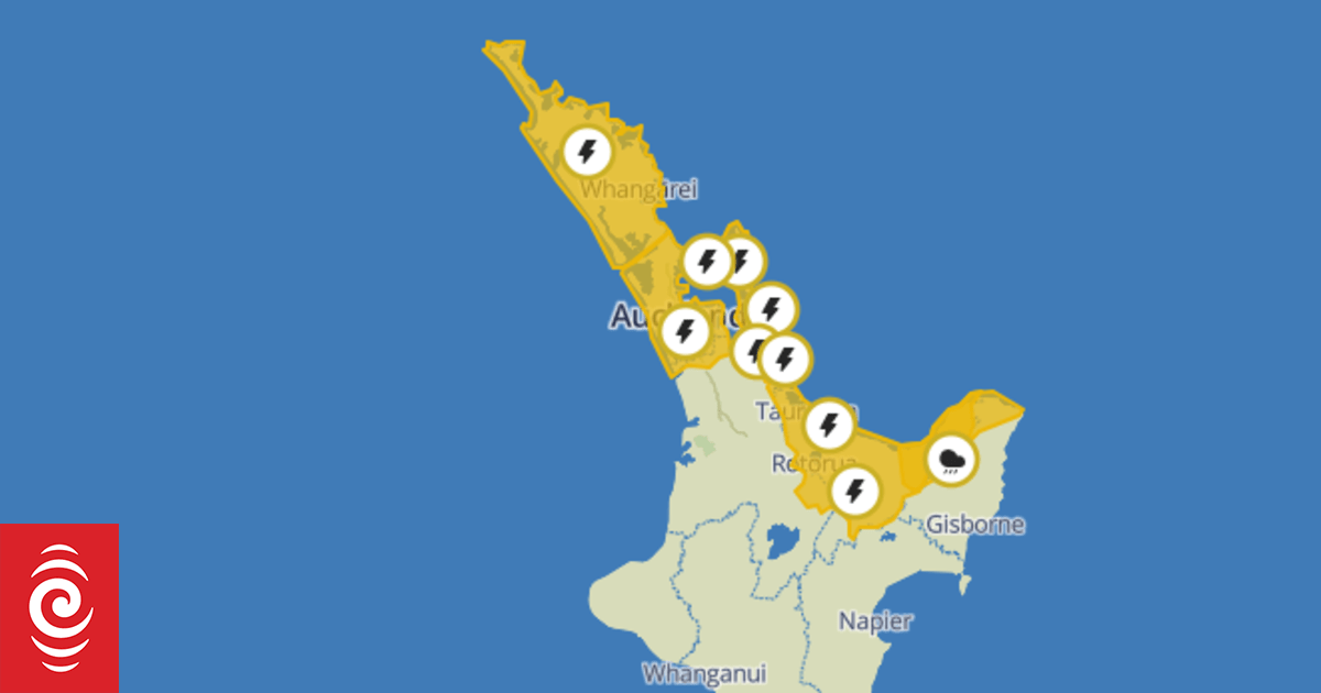 Weather: Thunderstorm and heavy rain watches for North Island